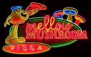 mellow-mushroom-pizza-neon-sign-300x189 mellow-mushroom-pizza-neon-sign